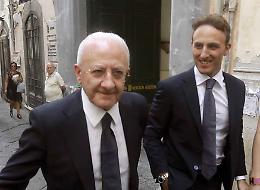 Minniti presenta De Luca junior: ma il governatore non c'è
