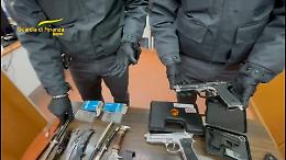 Trovate armi e munizioni, denunciati due giovani