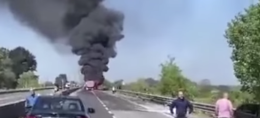 Inferno di fuoco sulla Statale, un morto e due feriti