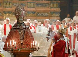 San Gennaro, posti limitati in Duomo: nessun bacio alla teca