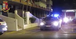 Operazione antidroga, 43 arresti: spacciavano davanti ai ragazzini