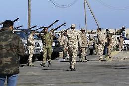 Libia, le forze di Haftar annunciano il cessate il fuoco