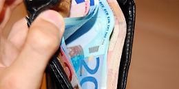 Trova portafoglio e chiede 250 euro, arrestata per estorsione