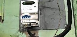 Furto di corrente elettrica, denunciati madre e figlio