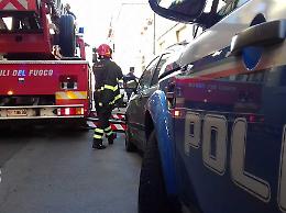 Incendio in casa, anziano muore carbonizzato a Baia Domizia