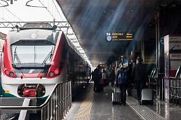 Trenitalia, sciopero venerdì 14 aprile: orari e modalità servizi garantiti
