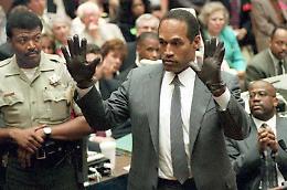 È morto OJ Simpson, aveva 76 anni: da stella del football al processo del secolo