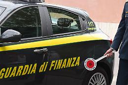 Contrabbando di gasolio a Napoli, sequestrati beni per 18 mln