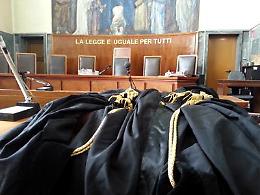 Torre Annunziata, valori bollati clonati: <br>6 arresti