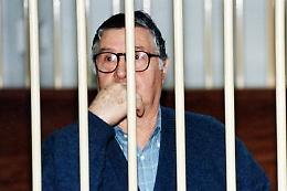 Totò Riina, i medici: rischia morte improvvisa