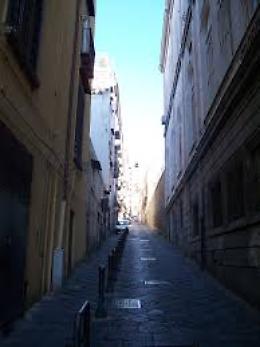 Napoli, domani riapre via Arco Mirelli