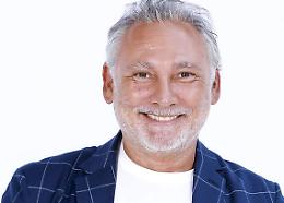“Dalla strada al palco”, su Raidue anche Francesco Paolantoni