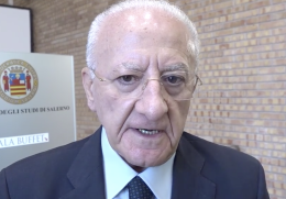 De Luca: respinto assalto hacker a Regione Campania