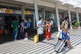 Import di prodotti illegale, denunciata dopo l'alert di YouPol