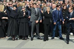 Berlusconi, i cinque figli accettano l'eredità: «Totale armonia»