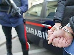 Sant'Anastasia, scippa collana d'oro a un'anziana: preso