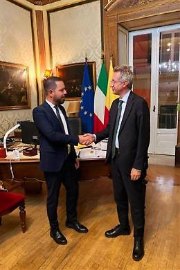 Consiglio comunale, Paipais lascia il M5S e passa con Manfredi