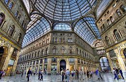 Galleria Umberto I, approvato progetto per restauro pavimentazione e lucernari: Comune stanzia 1.600.000 euro