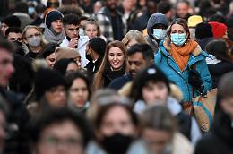Vaccino Covid fascia 5-11 anni: si parte il 16 dicembre. Quali sono gli effetti collaterali
