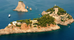 Sotto sequestro il resort sull’isola Li Galli
