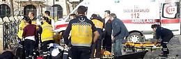 Un kamikaze <br>si fa esplodere <br>nel centro di Istanbul: 11 morti