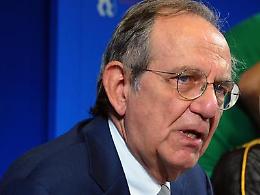 Banche, Padoan: «Ai risparmiatori 190 milioni di rimborsi»