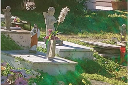 Castellammare di Stabia. "Cimitero degli Angeli", degrado da 5 anni. Ora cominceranno i lavori per il decoro