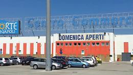 Lite per il parcheggio, massacrato di botte