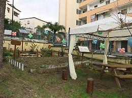Aula green di una scuola di Agnano intitolata a Mia Filippone