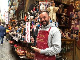 Mario Draghi premier finisce sul presepe napoletano