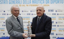 De Luca al Nauticsud: fondi per investimenti e nautica da diporto
