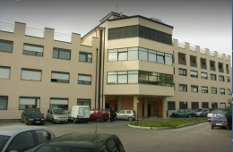 Gli sparano alla schiena, pregiudicato 23enne vivo per un pelo