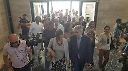 Reparto chiuso per la festa del primario, il ministro Grillo a Napoli: «Accerteremo le responsabilità»
