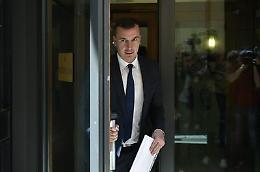 Bufera su Casalino, “Il Foglio" gli regala abbonamento