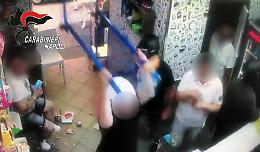 Rione Sanit&agrave;, il boss Savarese e il nipote in cella per minacce