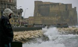 Allarme meteo, vento forte e temperature in picchiata