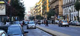 Spari al corso Umberto, gambizzato un uomo