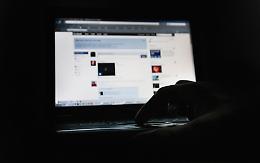 A 16 anni perseguita una 14enne conosciuta solo sui social