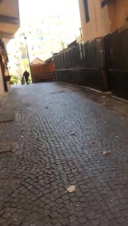 Cadono calcinacci dalla chiesa dell'Immacolata