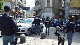 Napoli, rimossi paletti abusivi al Rione Sanità