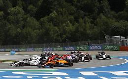 Disastro Ferrari, Hamilton sul podio