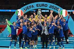 Italia - Inghilterra: la petizione per farla rigiocare con migliaia di firme: "Arbitro di parte"