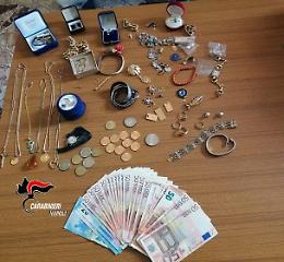 Massa Lubrense, soldi <br>e gioielli per 40mila euro a casa della badante