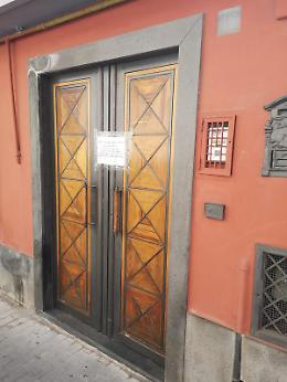 Sequestrata casa vacanze a luci rosse a Posillipo