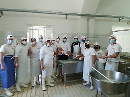 Mozzarella Dop, al via il nuovo corso per diventare casari