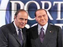 Berlusconi rivela: <br>«Nel patto del Nazareno c'era <br>la modifica <br>della Severino». Renzi smentisce