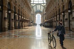 Lockdown Milano, «Rt 1,25: quasi dimezzato rispetto al picco»