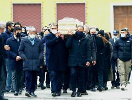 Paolo Rossi, i funerali a Vicenza: «Ciao Pablito»