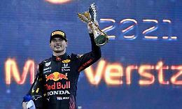 Verstappen campione del mondo F1, trionfo all'ultimo giro