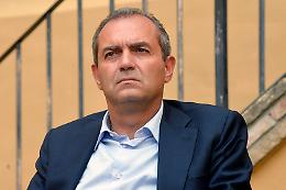 De Magistris: Manfredi mente su opere e fondi